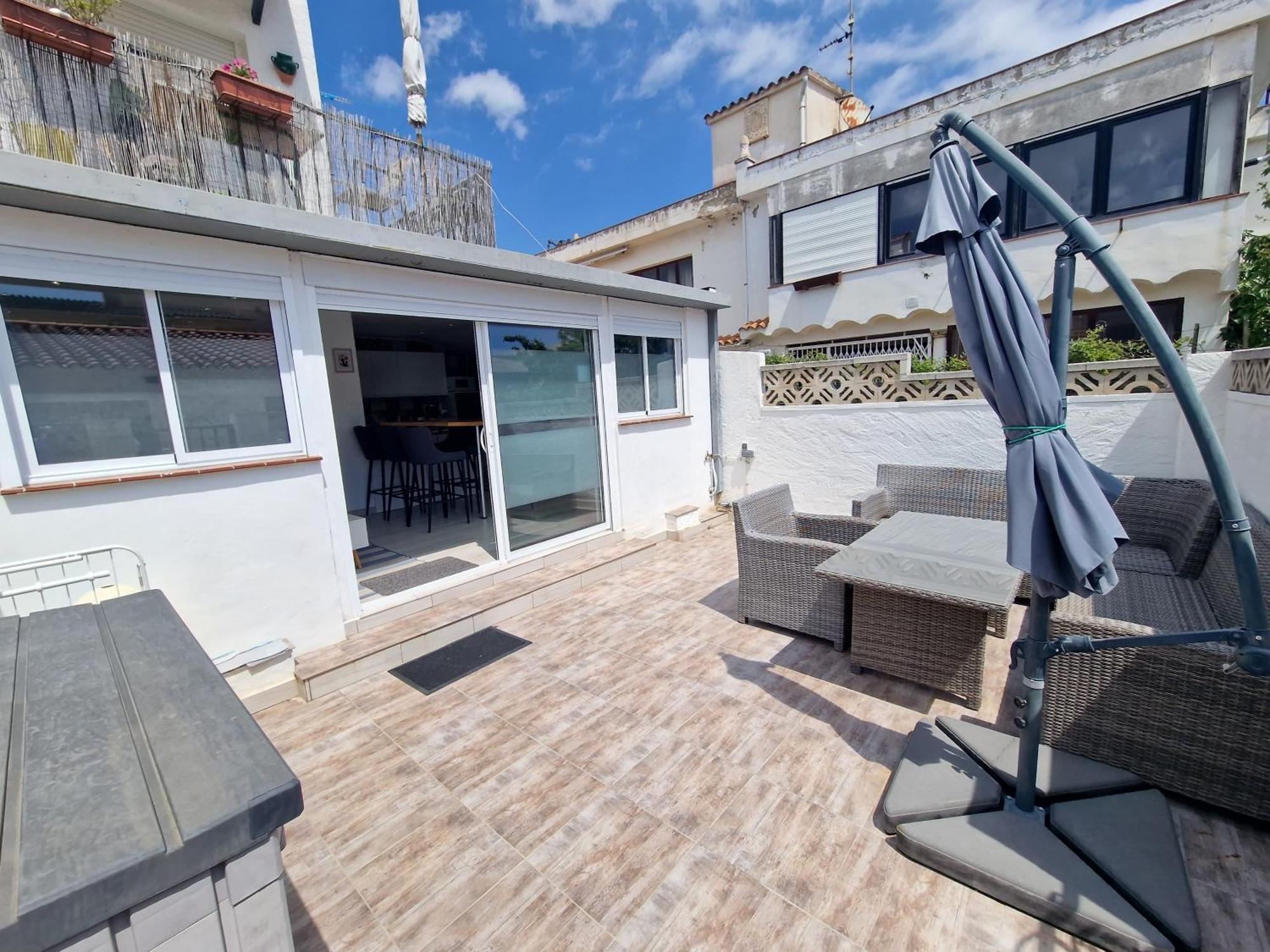 דירות אמפוריבראבה Apartamento Badia 24-2 מראה חיצוני תמונה